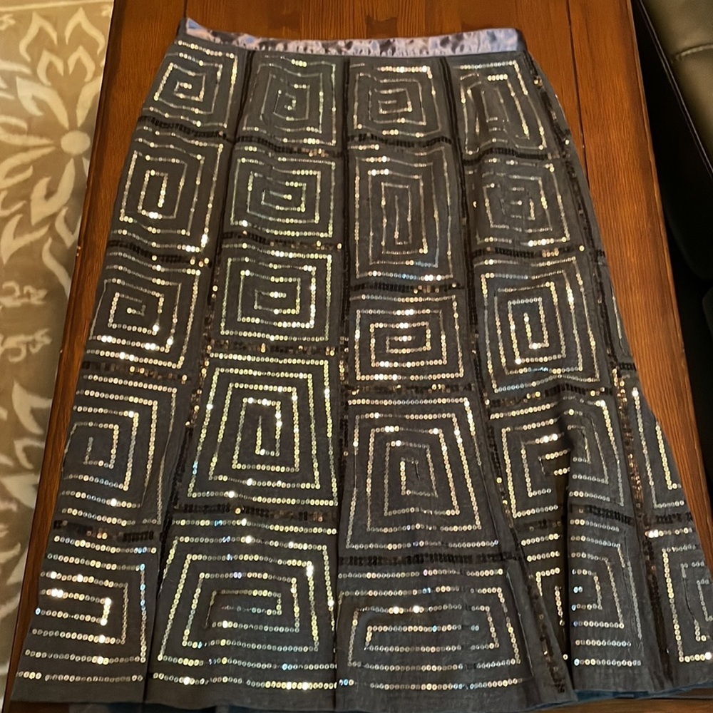 Sequined Lined Maxi Skirt. Elegant. Gray. Size 18 - Picture 3 of 12